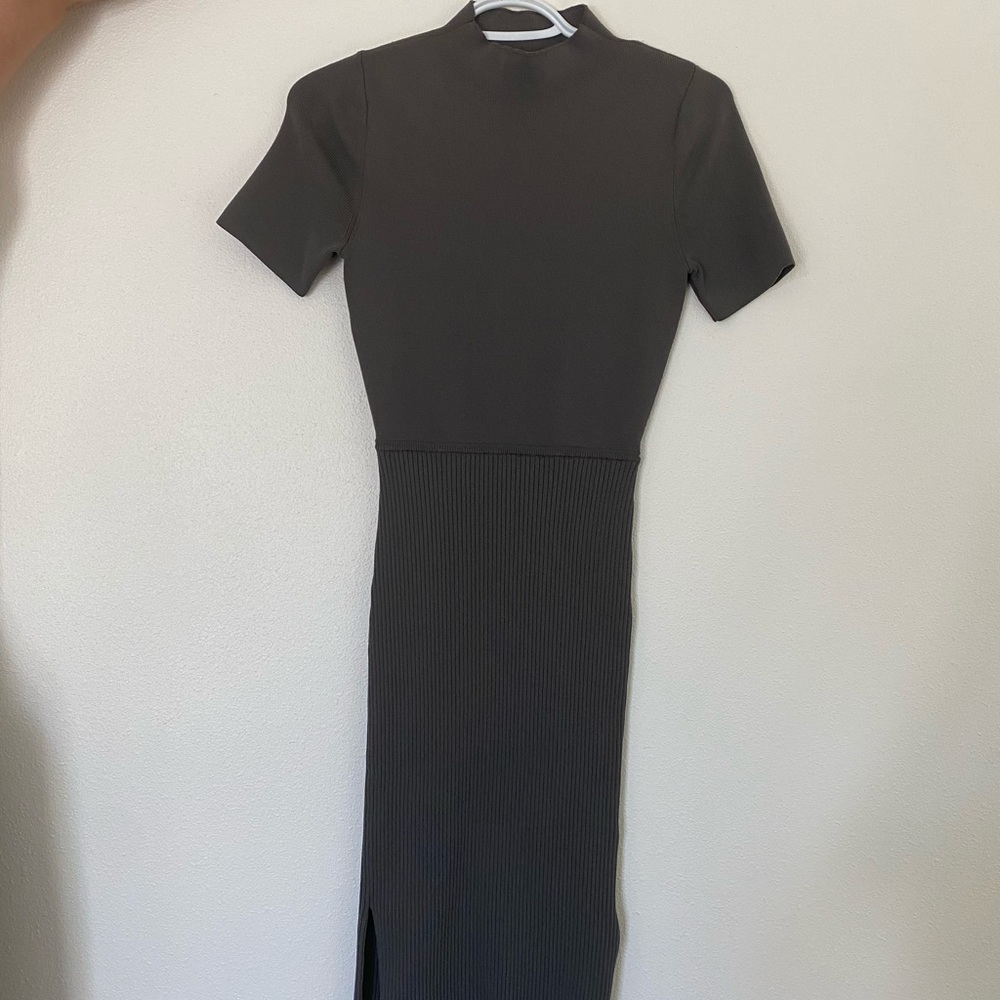 Aritzia BABATON Dress